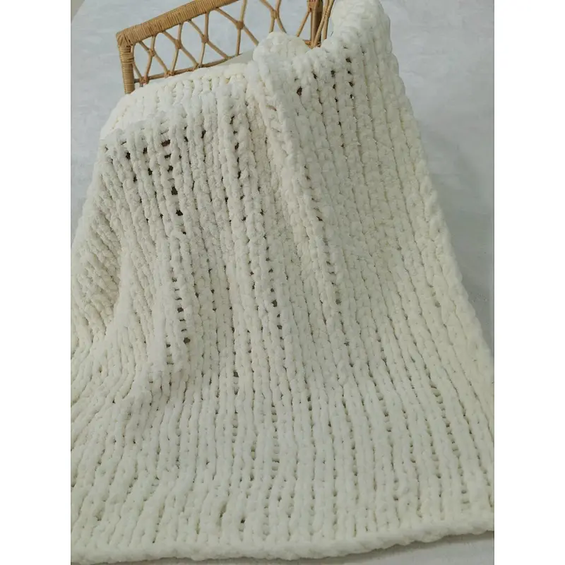HANDMADE THICK YARN BLANKET 100%POLYESTER